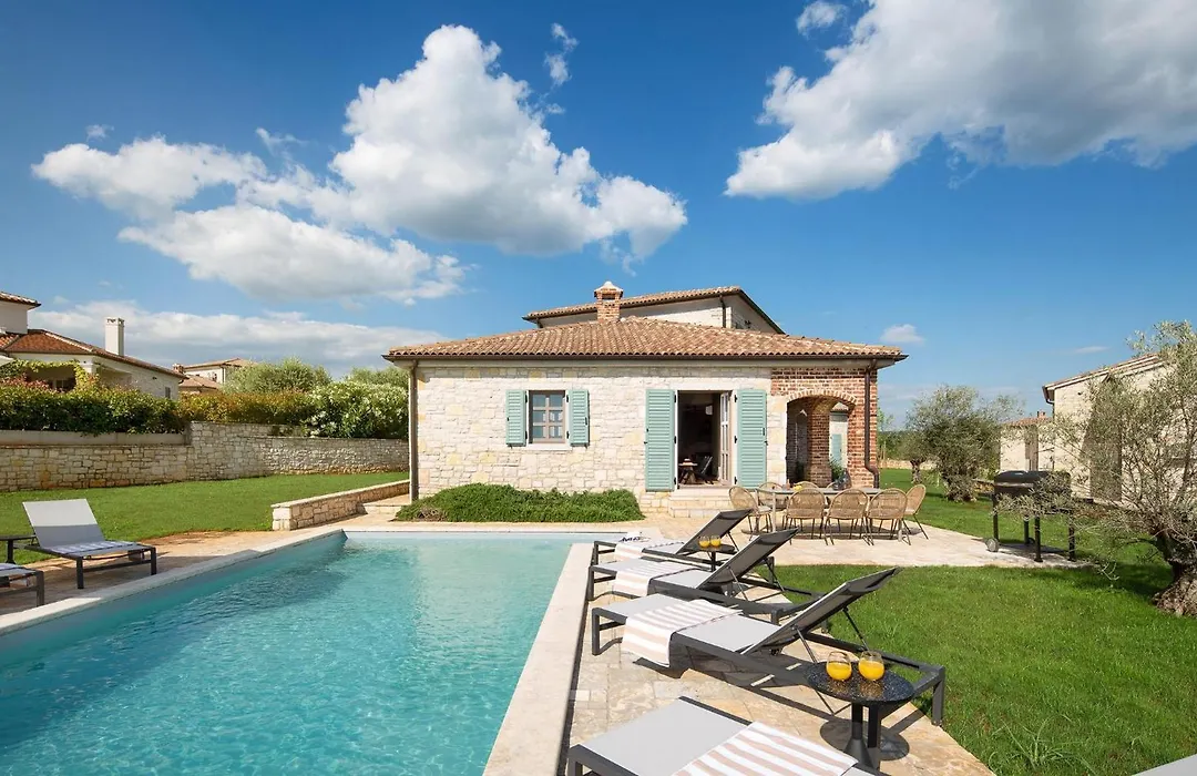 Villa Oscar-1